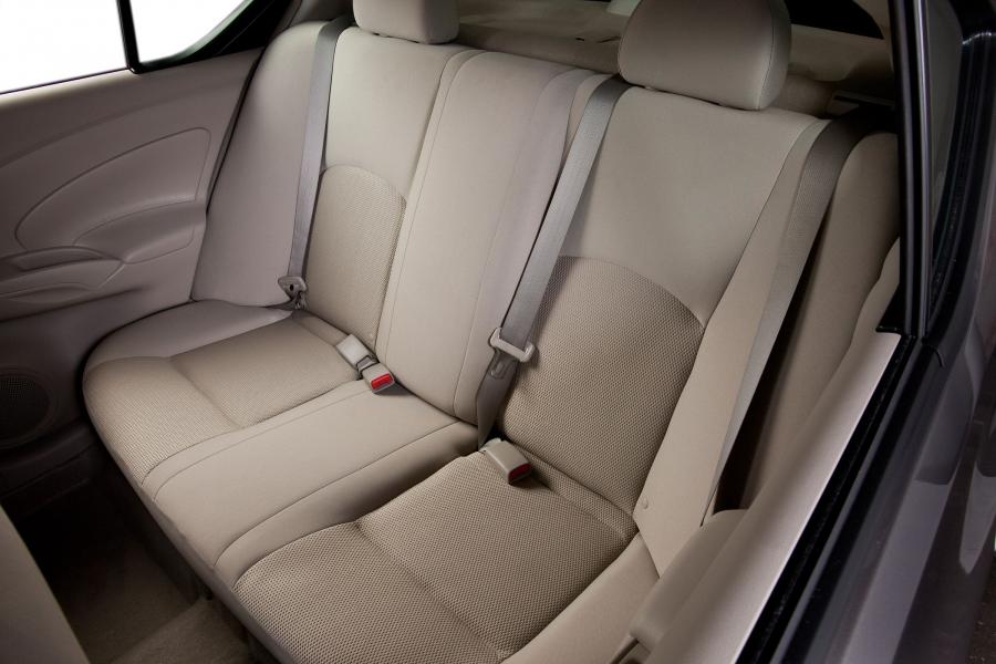  Nissan Versa 2012 года  (фото 90 из 111)
